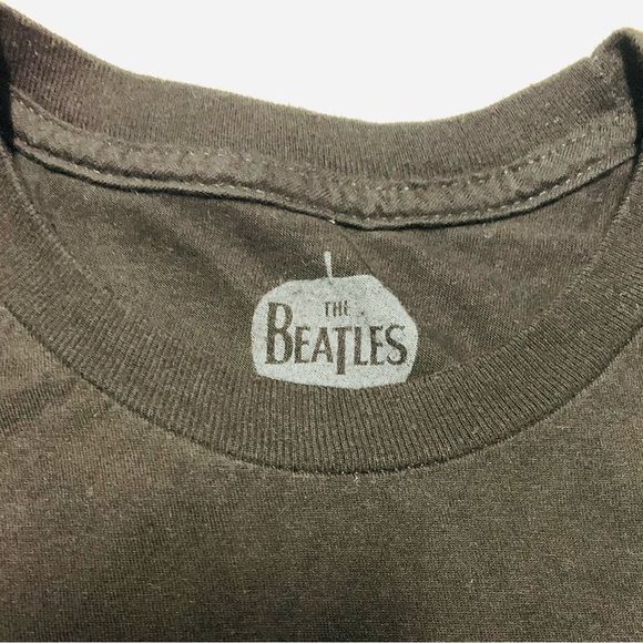 The Beatles Logo T-Shirt - Picture 7 of 7